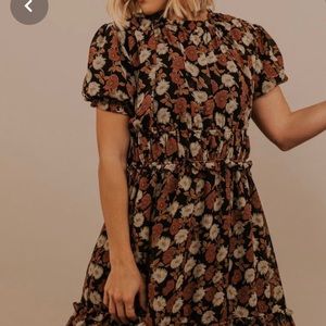 Midi autumn themed dress 🍂🍁